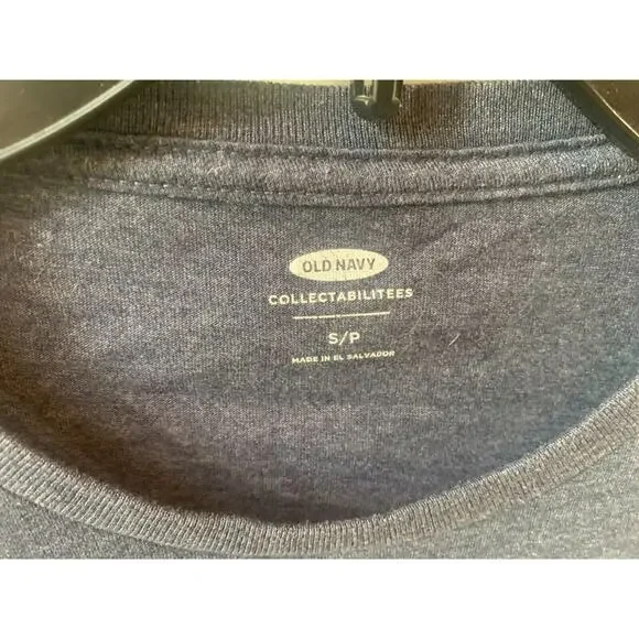 Old Navy Boy / Small Men's Captain America Shield Graphic Tee T-Shirt size S/P - Picture 4 of 8